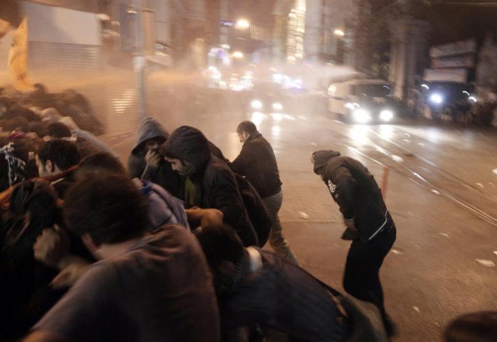 Τουρκία: Συλλήψεις σε διαδήλωση για την εξάλειψη της βίας κατά των γυναικών
