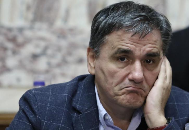 Η κυβέρνηση ψάχνει διέξοδο μετά το άκαρπο Eurogroup