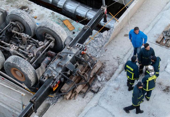 Νεκρός χειριστής γερανού σε εργοτάξιο του μετρό στην Καλαμαριά
