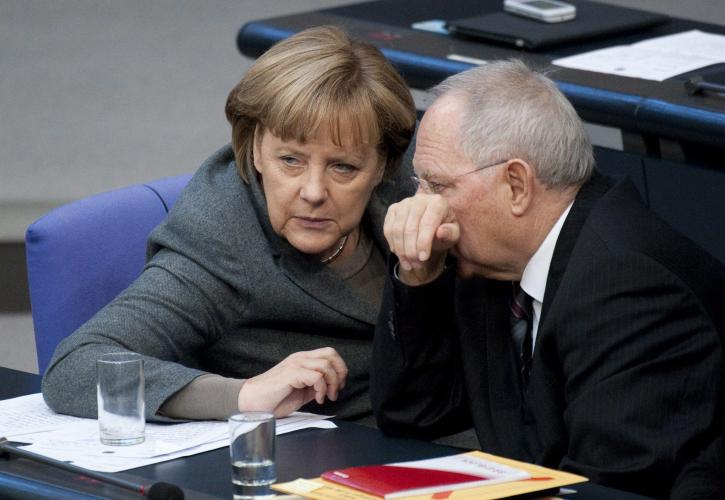 Οι... σπόντες Merkel – Schaeuble για την τρόικα και την Ελλάδα