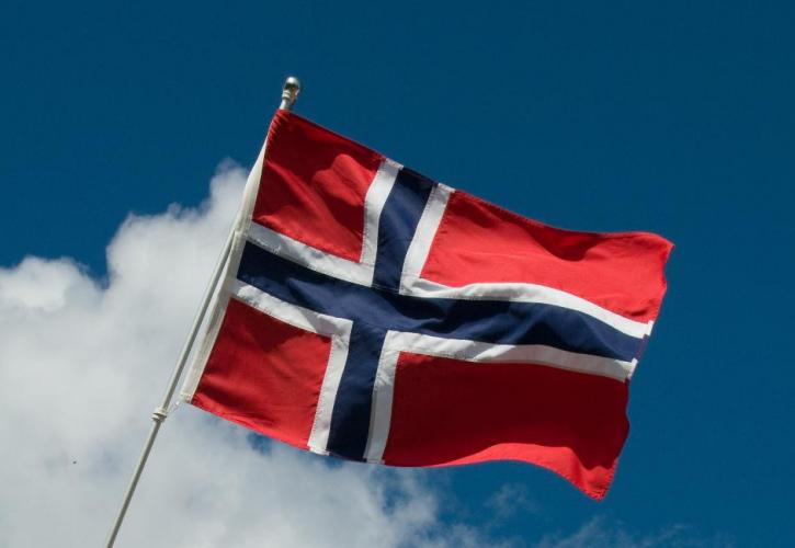 Νορβηγία: Σκέψεις για απαγόρευση της εισόδου Ρώσων τουριστών στη χώρα