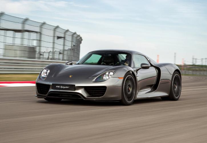 Porsche: «Βουτιά» 29% στις πωλήσεις της στην Κίνα από τις αρχές του 2024
