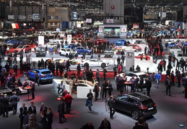 Oι εταιρείες αυτοκινήτων γυρνούν την πλάτη στις εκθέσεις