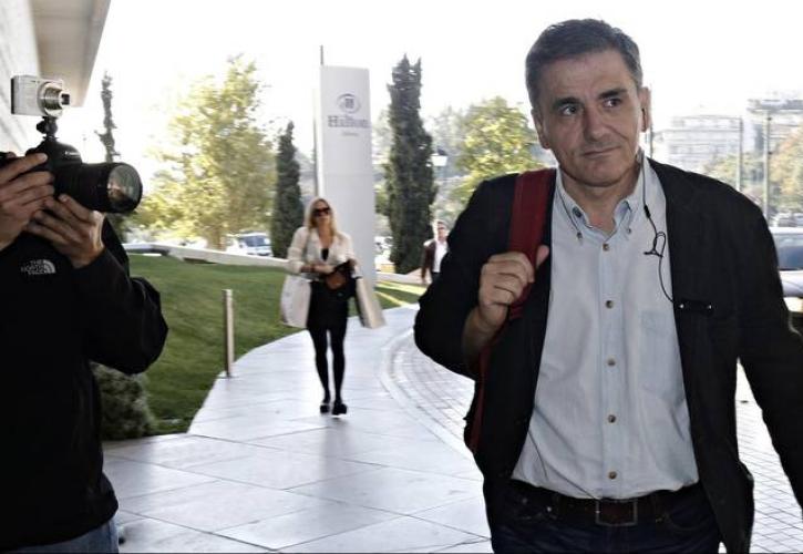 Με πολλά ανοικτά μέτωπα ξεκινά η διαπραγμάτευση