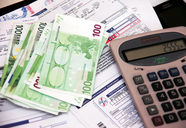 Ασθμαίνουν οι φορολογικές εισπράξεις