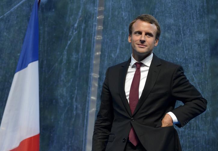 Γαλλία: Ο Μακρόν ξεκινά τις προσπάθειες για σχηματισμό κυβέρνησης