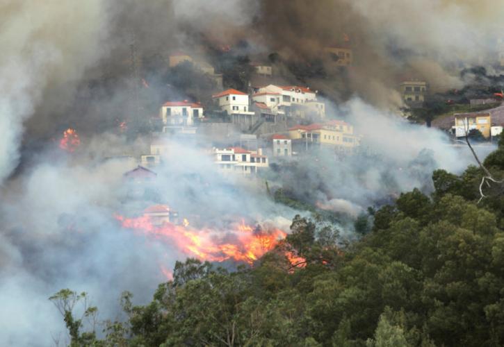 Ισπανία: Εκκενώσεις εκατοντάδων πολιτών από μεγάλη πυρκαγιά στην Καταλονία