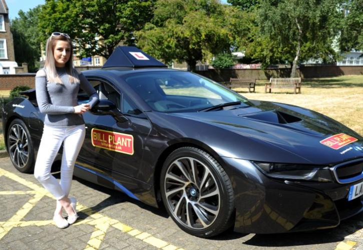 Μάθετε οδήγηση με… BMW i8