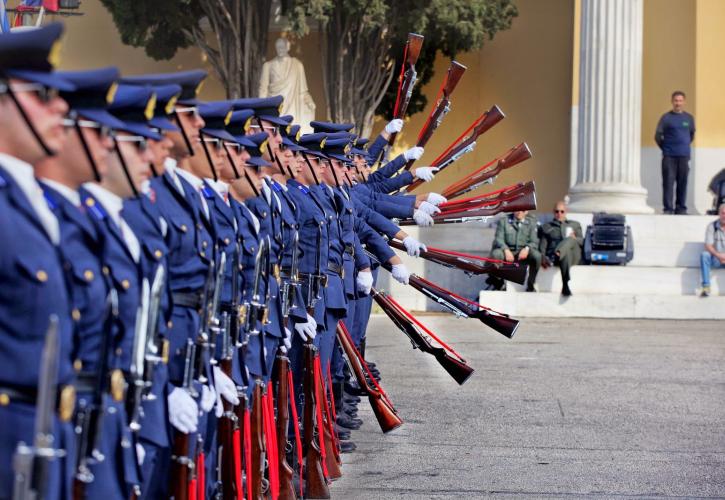 Ένοπλοι και τραπεζικοί «πρωταθλητές» στα τραπεζικά φέσια