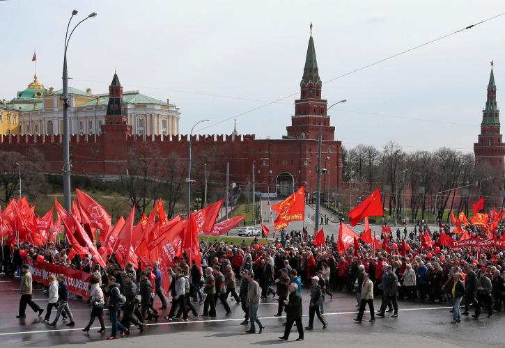 Στην αντεπίθεση περνά το Κομμουνιστικό Κόμμα Ρωσίας - Εδραιώνεται ως κομβικό κόμμα