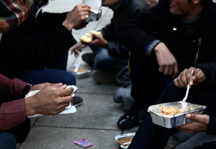 Η MARS Hellas προσφέρει 4,5 τόνους τροφίμων για τους πρόσφυγες