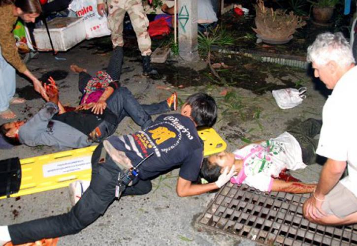 Ταϊλάνδη: Πέντε νεκροί από κατάρρευση τριώροφης κατοικίας
