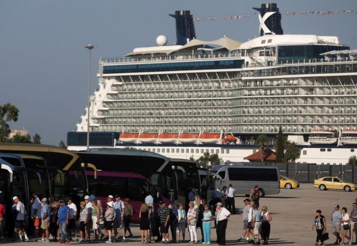 Αυξημένη 92,7% η διακίνηση ξένων επιβατών στα ελληνικά λιμάνια στο γ' τρίμηνο του 2021