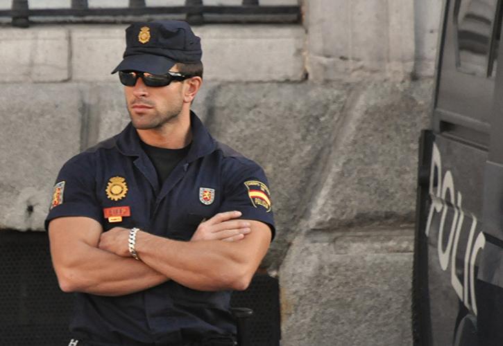Ισπανία: Άνδρας με σπαθί σαμουράι εισέβαλε σε εκκλησία - Ένας νεκρός, 4 τραυματίες
