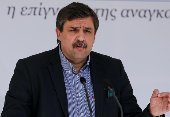 Ξανθός: Ψηφίστηκε «στα μουλωχτά» η κατάργηση της μονιμότητας των γιατρών ΕΣΥ