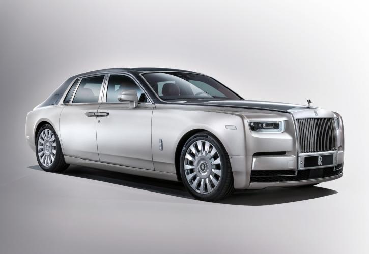 Νέα Rolls-Royce Phantom: Πολυτέλεια με… ρόδες