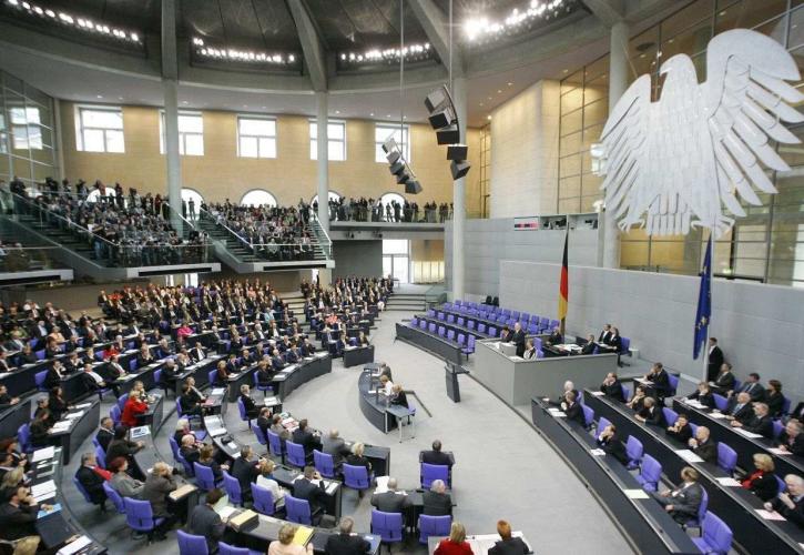 Πρώτη συνεδρίαση για την Bundestag με τη νέα σύνθεση