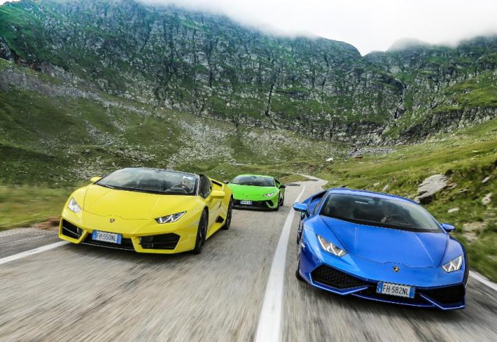 Έξι Lamborghini στην πατρίδα του Κόμη Δράκουλα (pics)