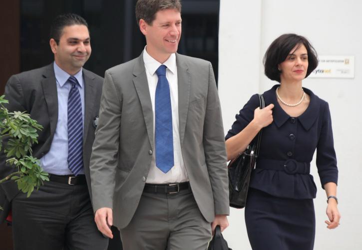 Έφυγαν για να… επιστρέψουν οι εκπρόσωποι των Θεσμών