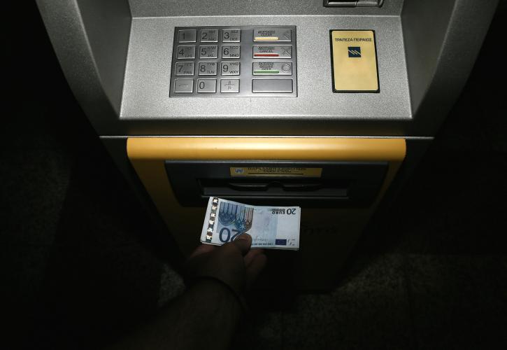 Για αύξηση καταθέσεων 1 δισ. ευρώ μιλούν τραπεζικές πηγές