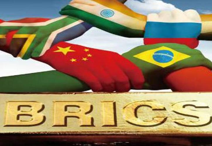 Σύνοδος BRICS: Ο Σι Τζινπίνγκ ζητά αλληλεγγύη για να στηριχθεί η παγκόσμια ανάκαμψη, επικρίνει τις οικονομικές κυρώσεις