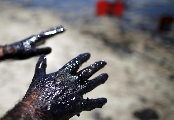 Ρωσία: Διαρροή 100 τόνων πετρελαίου - Σχηματίστηκε πετρελαιοκηλίδα σε ποτάμι