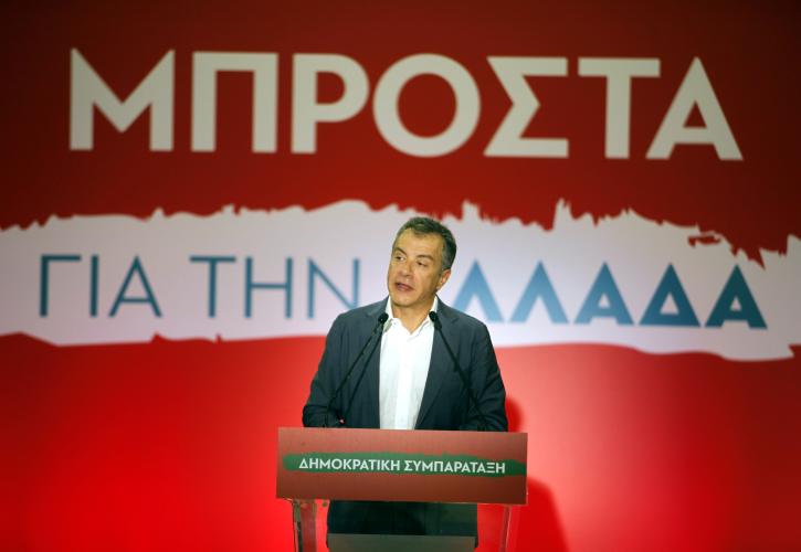 Θεοδωράκης: Στόχος είναι ένα νέο Κέντρο του 15%
