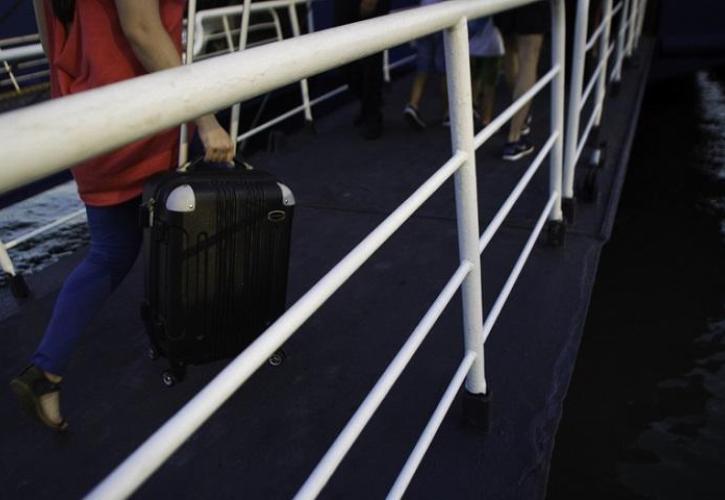 Παραμένει το απαγορευτικό απόπλου - Δρομολόγια μόνο για Αργοσαρωνικό και Μαρμάρι Ευβοίας