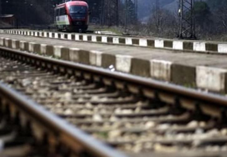 Σιδηροδρομικό «μπλακ άουτ» στη Βρετανία - Η απεργία καθηλώνει τα τρένα