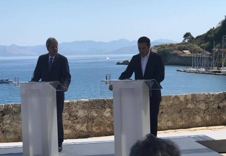 Τζεντιλόνι σε Τσίπρα: Πρώτος εμπορικός εταίρος της Ελλάδας η Ιταλία