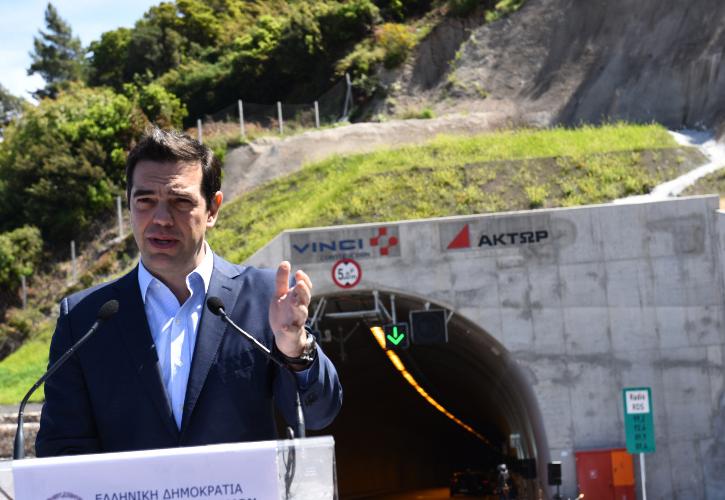Τσίπρας: Σε πορεία εξόδου από την κρίση η χώρα