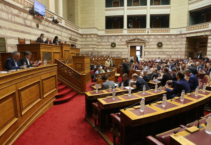 Στα 50 εκατ. ευρώ το κόστος της αναστολής του νέου ΦΠΑ στα νησιά