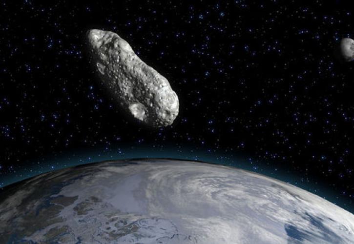 Διάστημα: Αστεροειδής με μέγεθος λεωφορείου πέρασε ξαφνικά ξυστά από τη Γη