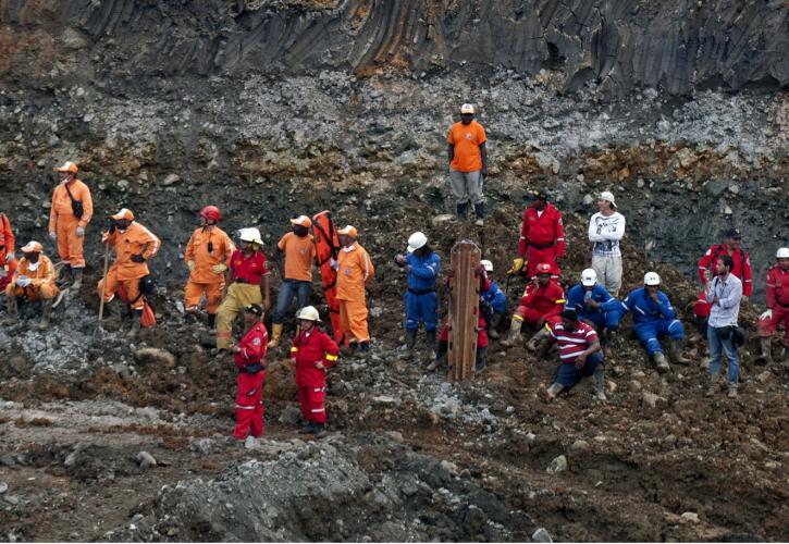 Κολομβία: Τουλάχιστον 8 νεκροί και 80 τραυματίες από τη συντριβή στρατιωτικού αεροσκάφους