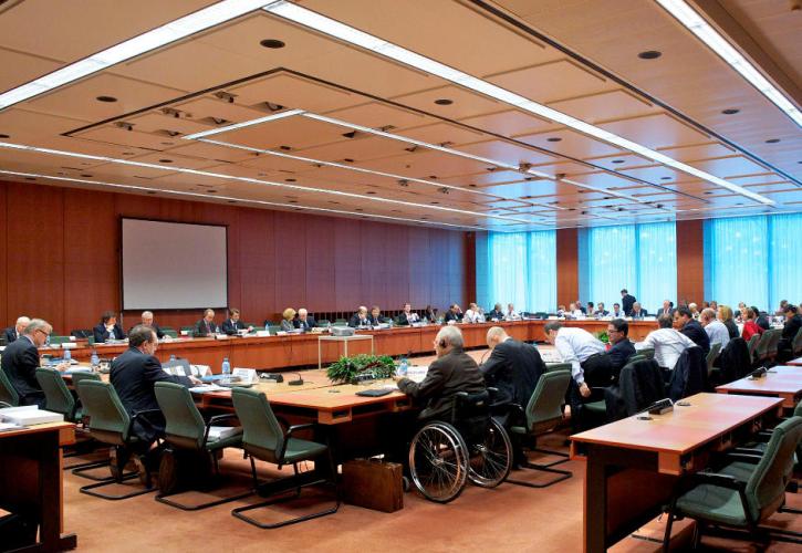 Βρυξέλλες προς Ελλάδα: Προχωρήστε τρίτη αξιολόγηση και επένδυση Ελληνικού