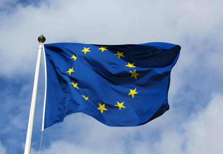ΕΕ: Απαγορεύεται η χρήση του διοξειδίου του τιτανίου ως προσθέτου τροφίμων