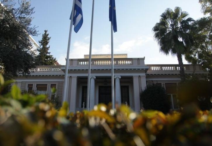 Υπερωρίες 55.000 ευρώ στο Μαξίμου