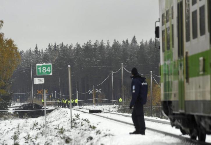 Φινλανδία: Τέσσερις νεκροί από σύγκρουση τρένου με όχημα του στρατού