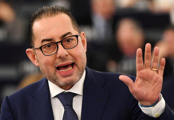 Πιτέλα: Στήριξα τη ελληνική κυβέρνηση γιατί έχει εκλεγεί από το λαό