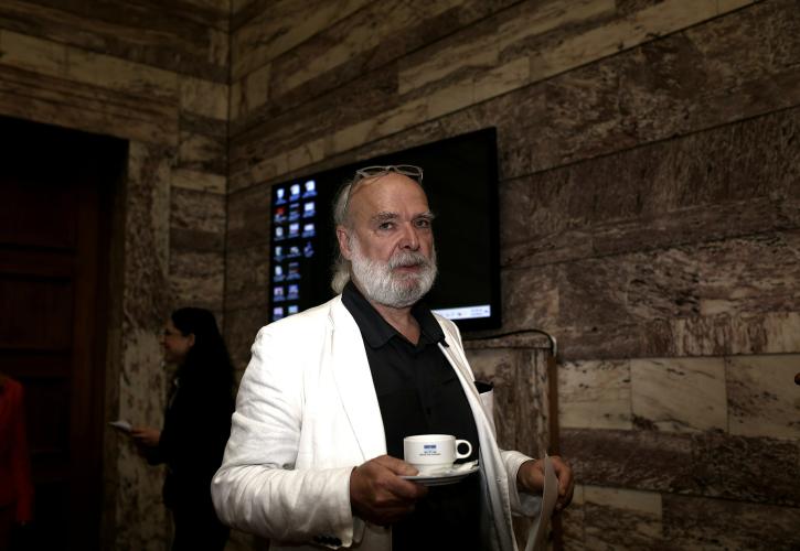 Τουσέν: Η ελληνική κρίση ωφέλησε τις ευημερούσες χώρες