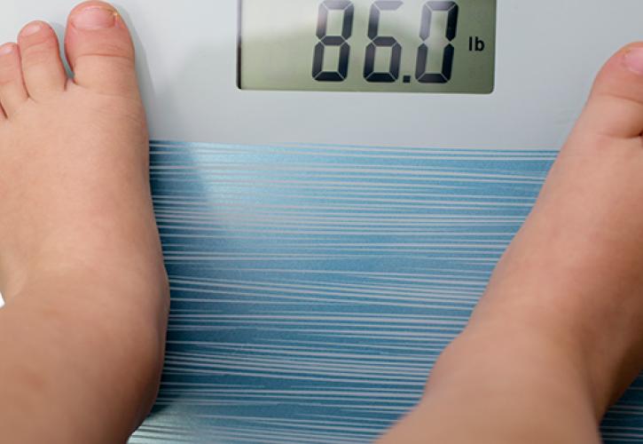 Η πανδημία COVID-19 αύξησε την παιδική παχυσαρκία - Ποια είναι τα πιο ευάλωτα παιδιά