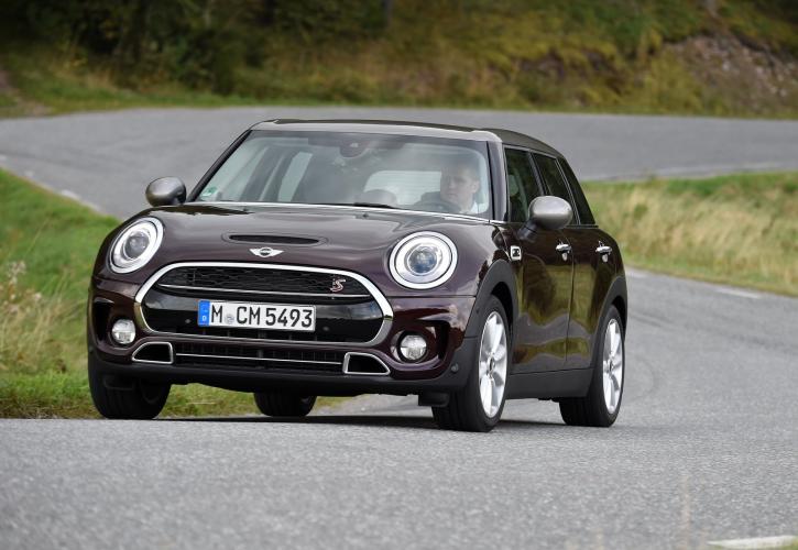 Με δίφυλλη πόρτα το ΜΙΝΙ Clubman