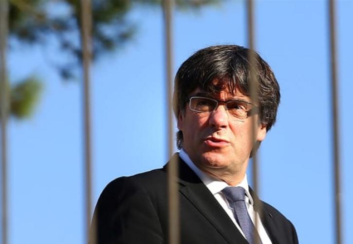Ο πρώην ηγέτης της Καταλονίας αποφυλακίσθηκε και μπορεί να φύγει από την Ιταλία