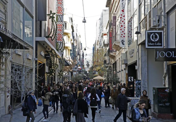 Υψηλές οι προσδοκίες των εμπόρων για το εορταστικό Σαββατοκύριακο