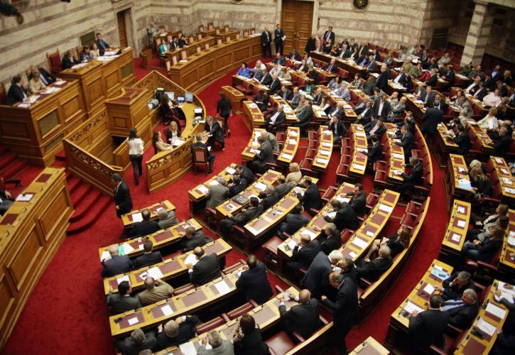 Νέα μέτρα 1,9 δισ. ευρώ φέρνει ο προϋπολογισμός του 2018