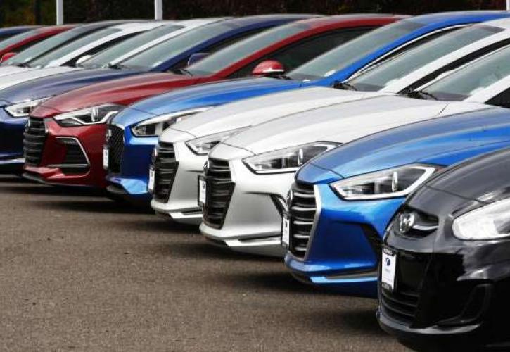Αγοράζουν αυτοκίνητα οι Έλληνες