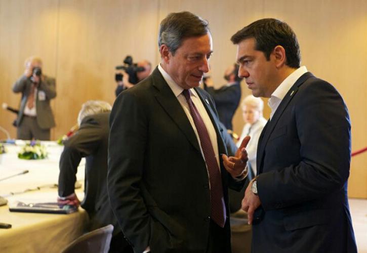 Ο Μ. Draghi μας υποδεικνύει να σκεφθούμε εάν πρέπει να βγούμε από το μνημόνιο