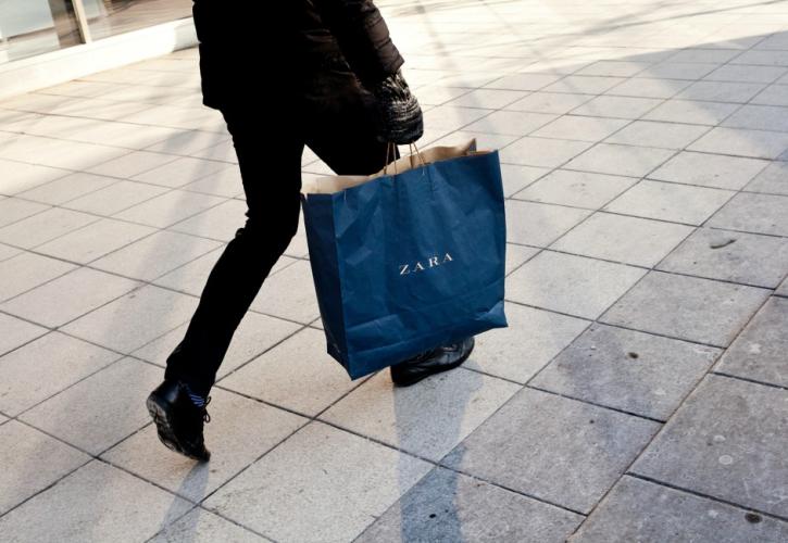 Δύσκολοι καιροί ακόμη και για τη Zara