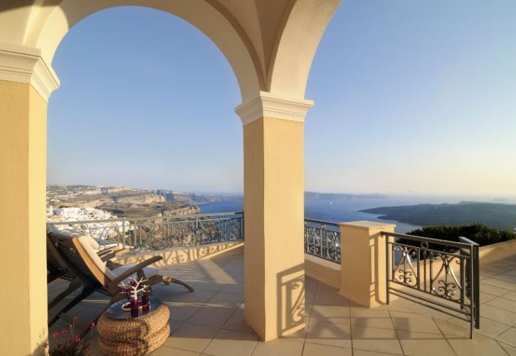 Ένα νέο αρχοντικό στην Σαντορίνη εγκαινιάζουν τα Aria Hotels