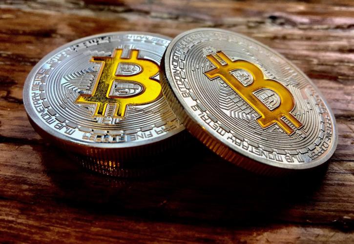 Bitcoin, «μήλον της έριδος» και πρωταγωνιστής του 2017